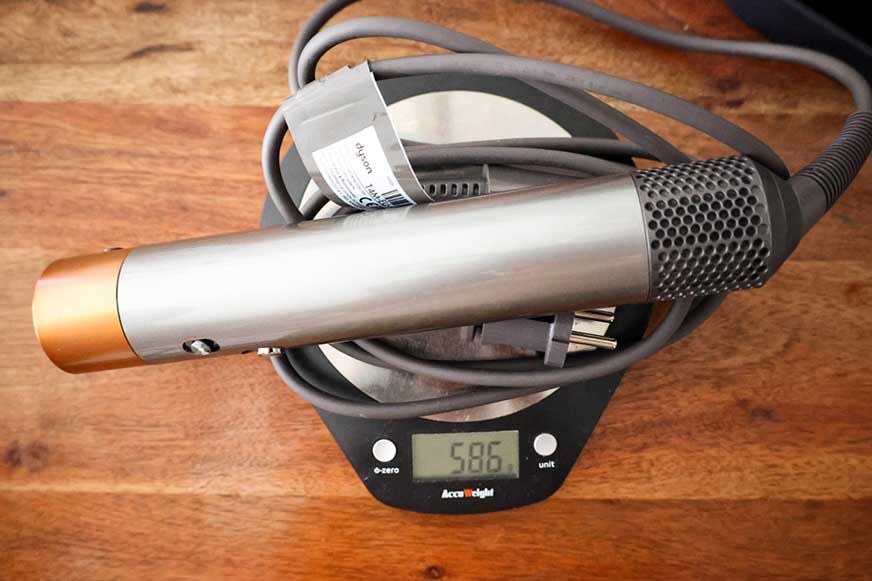 Взвешивание стайлера Airwrap.